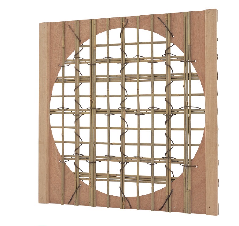 女竹下地丸窓(めだけしたじまるまど)