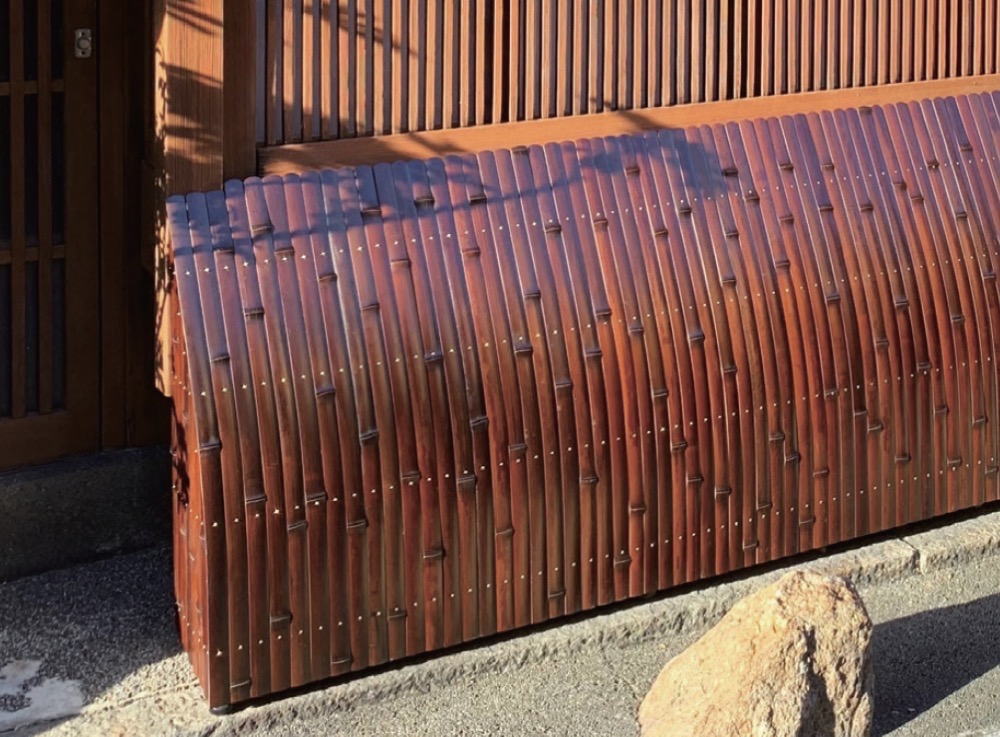 染煤竹犬矢来(そめすすだけいぬやらい)