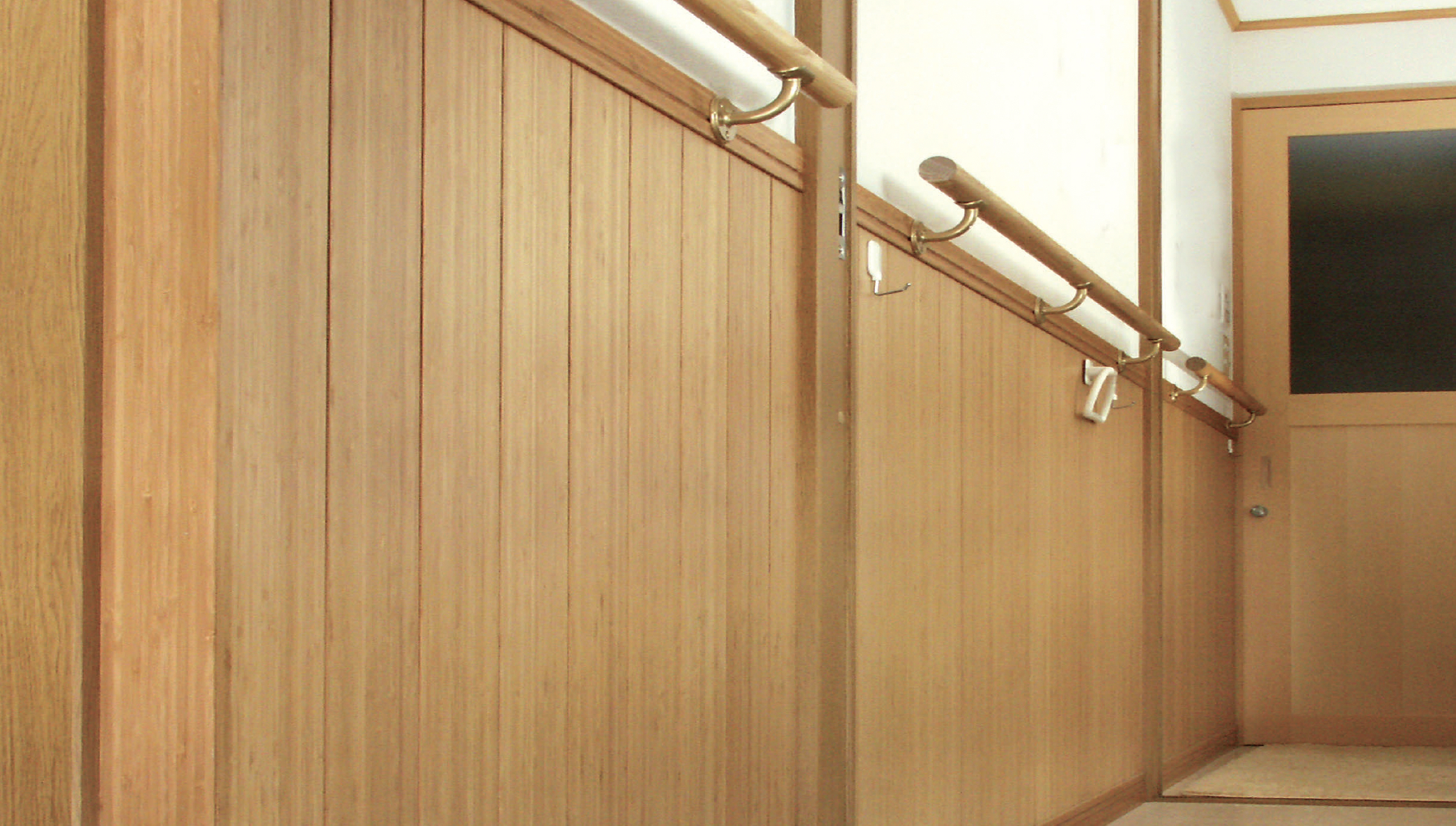 YV-009 巾木・見切縁・腰壁（ミディアム）