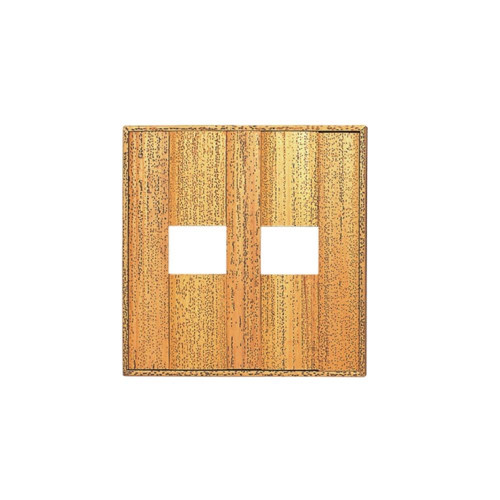 銘竹コンセントカバー(めいちくこんせんとかばー)